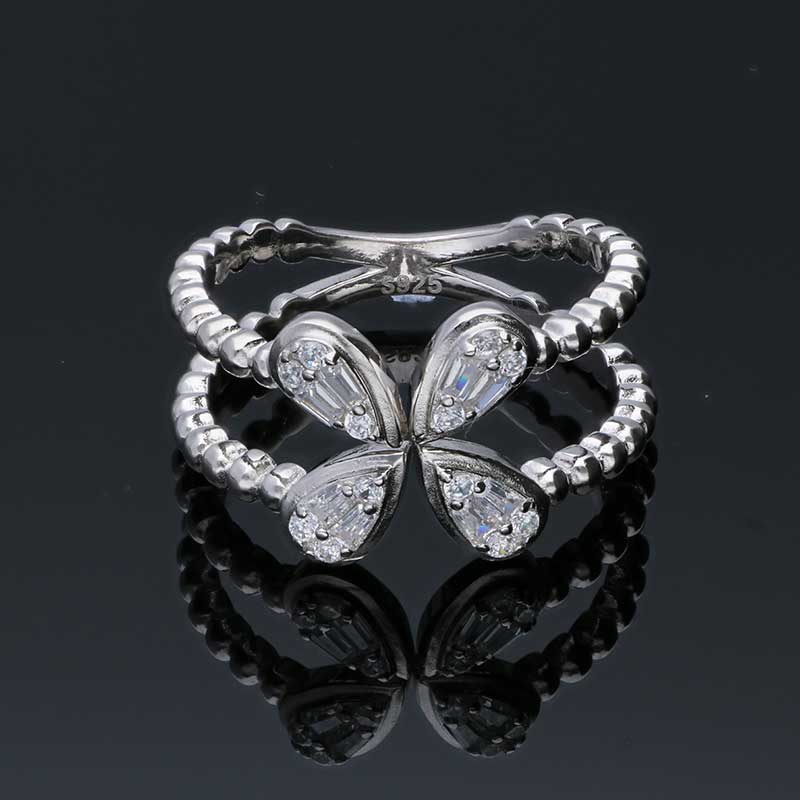 Sterling Silver 925 Flower Shaped Solitaires Ring - FKJRNSLU2014