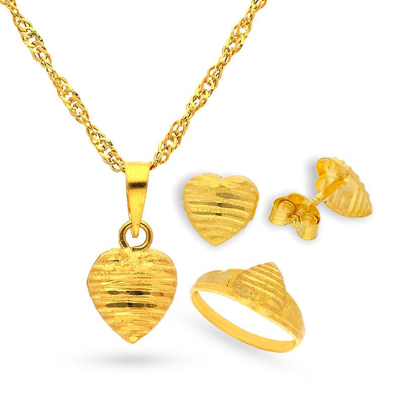 Gold Heart Pendant Set (Necklace, Earrings and Ring) 18KT