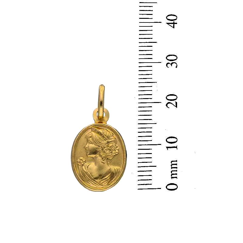 Gold Queen Oval Shaped Pendant 18KT - FKJPND18KU1104