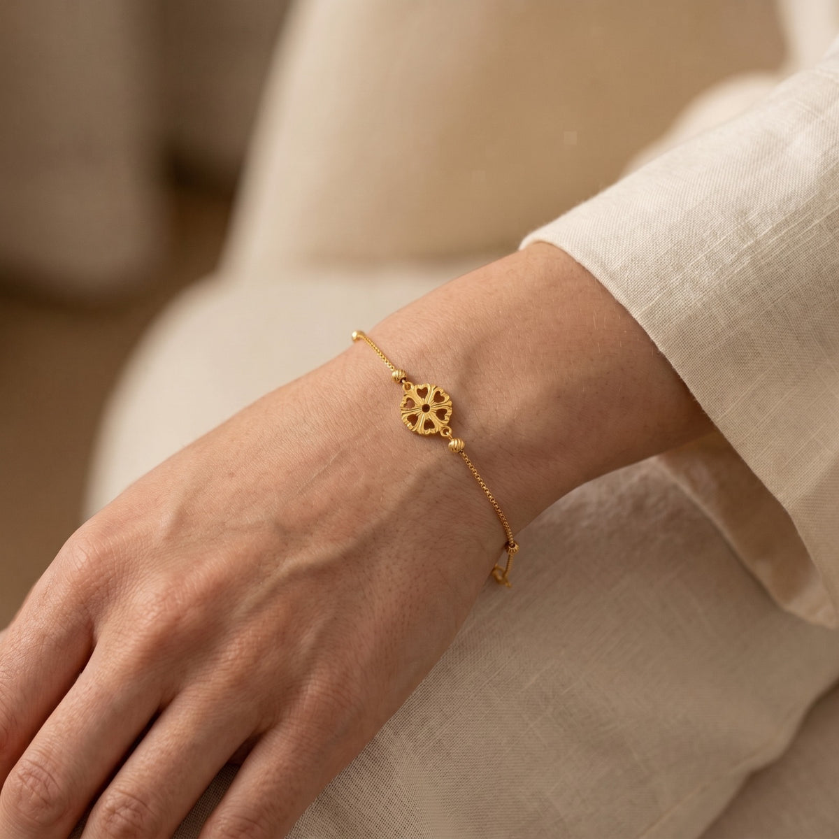 Gold Medallion Charm Bracelet 22KT - FKJBRL22KU6678