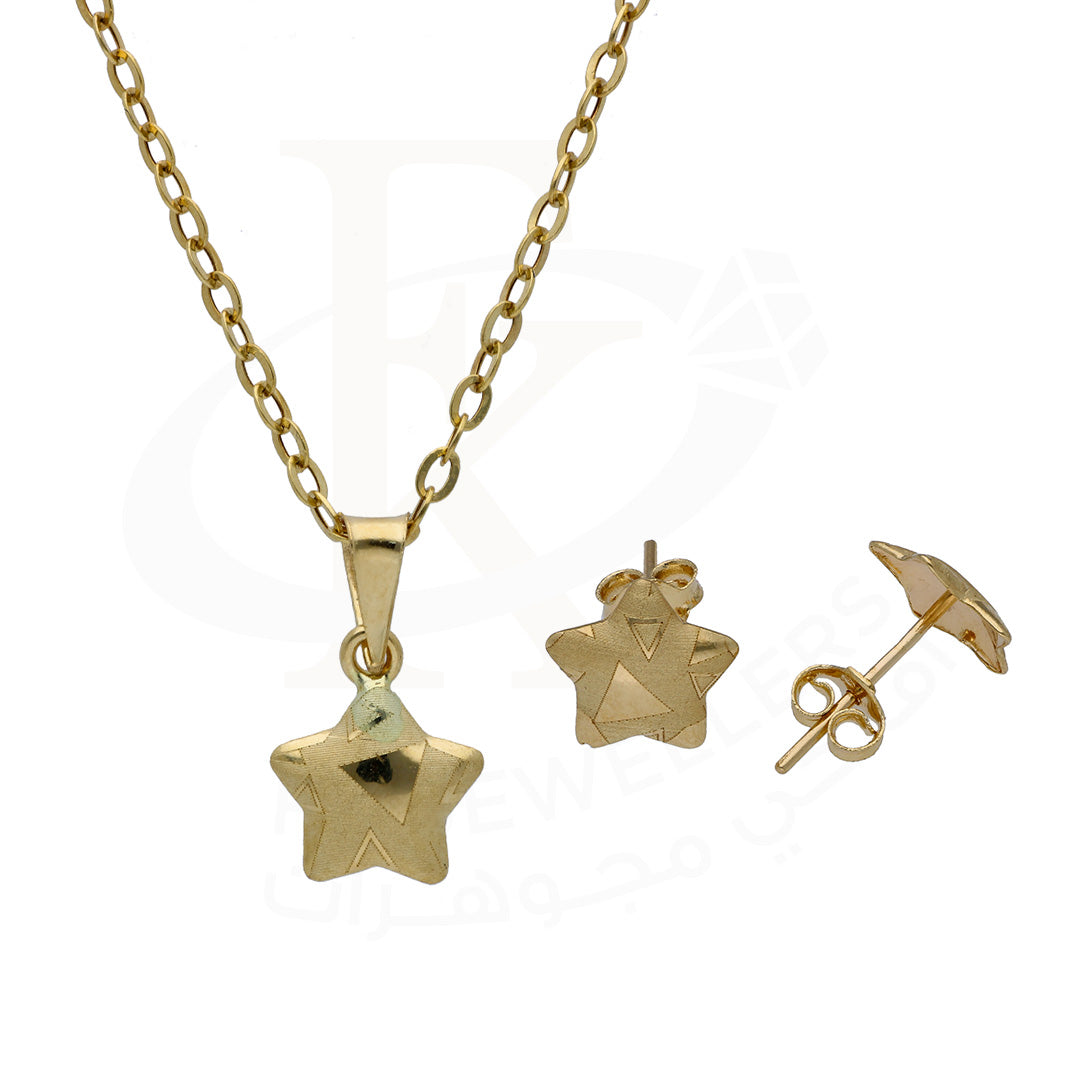 Gold Star Shaped Pendant Set 18KT - FKJNKLST18KU6482