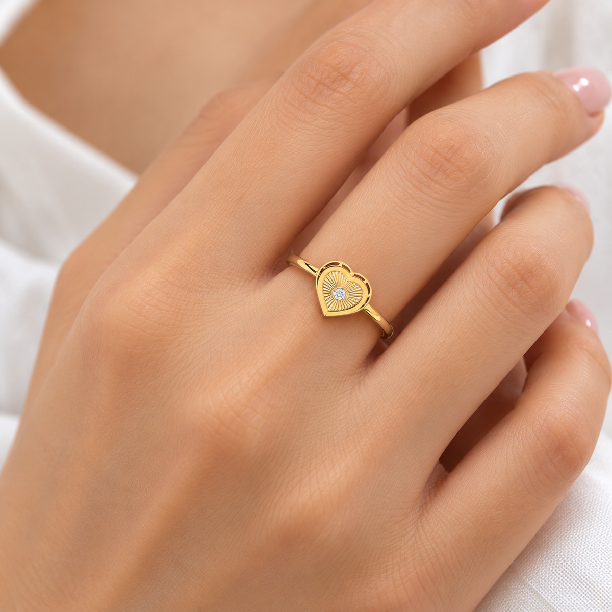 Gold Heart Shaped Ring 18KT - FKJRN18KU2094